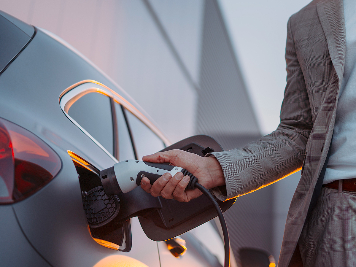 Ev owning above How Used Electric Cars Save Money on Fuel