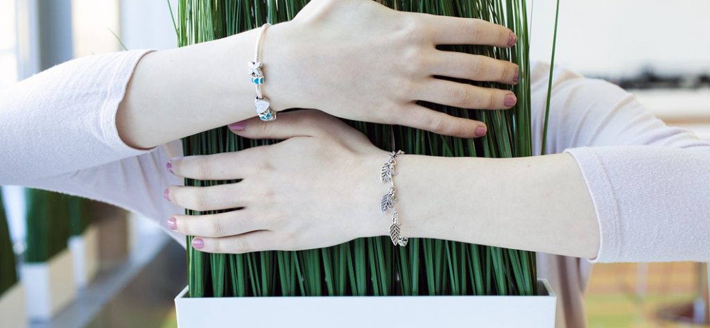 How to Sell Jewelry Online: Tips from Jewelry Store Owners How to Price Jewelry for Online and Retail Sales